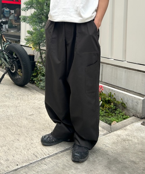 vintage【 airforce】 カーゴパンツ　墨黒 セール】US.AIR FORCE タックベイカーパンツ（カーゴパンツ）｜BROKEN