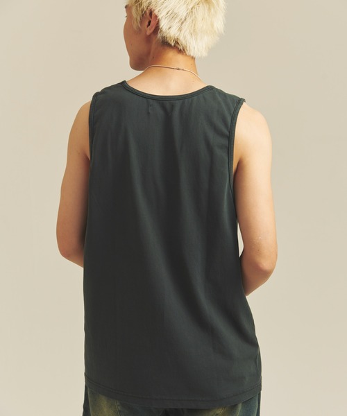 SHELTECH(シェルテック)の「SHELTECH-ピグメントプレーティング天竺-Tanktop(Tシャツ/カットソー・メンズ・ブラック・M/L/XL)」の2枚目の写真