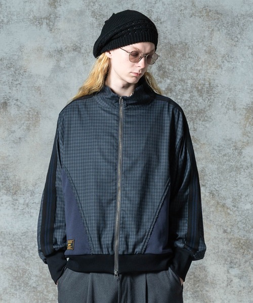 glamb（グラム）の「Overflow Jersey / オーバーフロウジャージ（ジャージ・メンズ・グレー/ブラック/カーキ・S/M/L）」の3枚目の写真