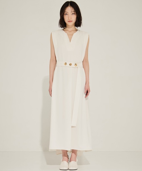 STUDIOUS(ステュディオス)の「【STUDIOUS/ステュディオス】Back Satin Belted Dress/バックサテンベルトドレス(ワンピース・レディース・ホワイト/ブラック・2/1)」の7枚目の写真