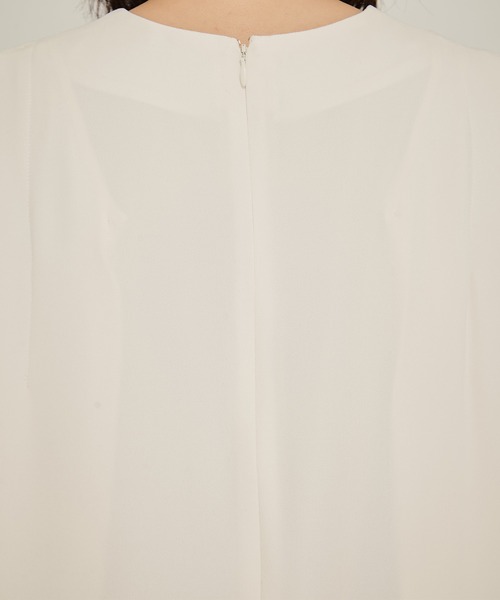 STUDIOUS(ステュディオス)の「【STUDIOUS/ステュディオス】Back Satin Belted Dress/バックサテンベルトドレス(ワンピース・レディース・ホワイト/ブラック・2/1)」の15枚目の写真