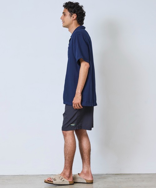 L.L.Bean（エルエルビーン）の「クラウド・ガーゼ・シャツ、スライトリー・フィット（すっきりフィット）　半袖 米国フィット・レギュラー（シャツ/ブラウス・メンズ・グレイッシュブルー/ホワイト/ダークブラック/セージグリーン/ダークブルー/ネイビー/レッド・X-LARGE/LARGE/MEDIUM/SMALL）」の20枚目の写真