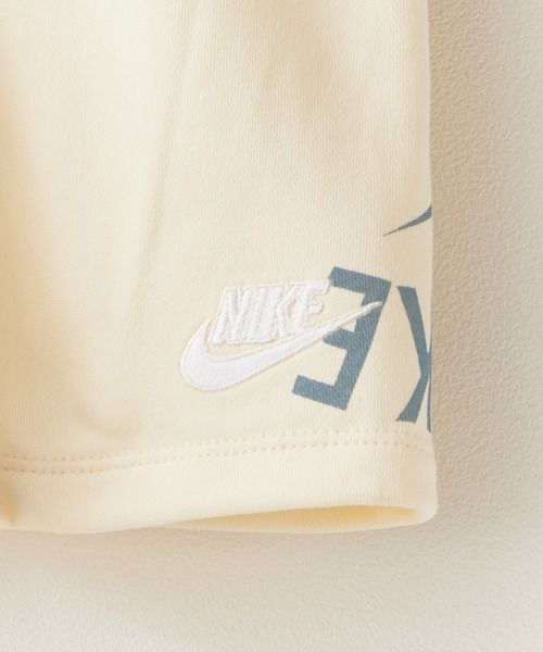 NIKE(ナイキ)の「NIKE/ナイキ フラッグナイキ NKN CLUB BRAND ENERGY セット(セットアップ・キッズ・クリーム/ブルー・7/6/4/5)」の5枚目の写真