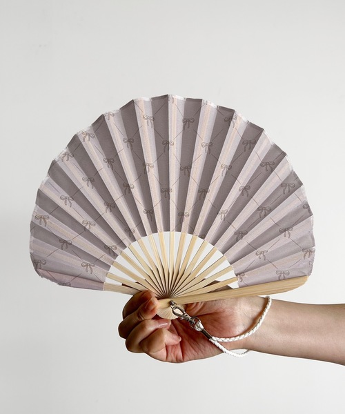 【なつみ出品】団扇セット シャルム［煤］扇袋セット【婦人扇子】 - 京扇子の老舗｜ギフト