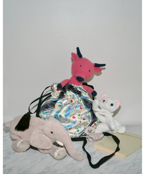 KEITA MARUYAMA（ケイタマルヤマ）の「Dove &Heart Scarf print巾着