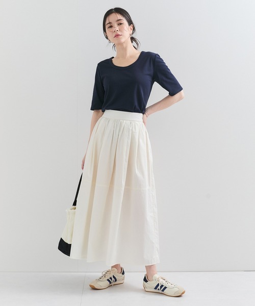 le cercle ADAM ET ROPE'(ルセルクルアダムエロペ)の「【UVケア/接触冷感/吸水速乾】AIR FROST カットソーベーシックT(Tシャツ/カットソー・レディース・ベージュ/ネイビー/ホワイト/サックスブルー・FREE)」の8枚目の写真