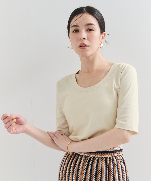 le cercle ADAM ET ROPE'(ルセルクルアダムエロペ)の「【UVケア/接触冷感/吸水速乾】AIR FROST カットソーベーシックT(Tシャツ/カットソー・レディース・ベージュ/ネイビー/ホワイト/サックスブルー・FREE)」の16枚目の写真