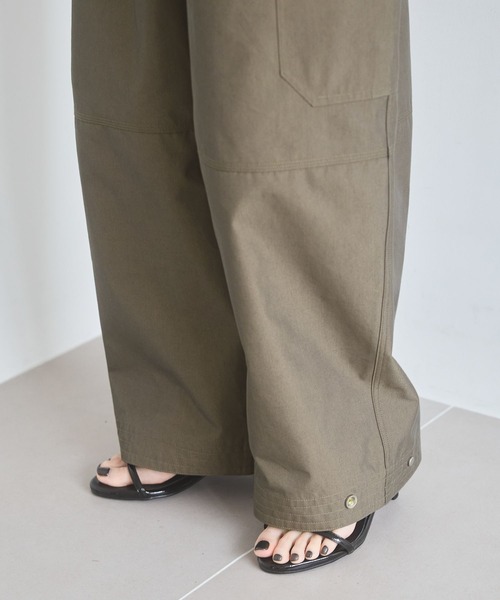 A part by（アパートバイ）の「バレルカーゴパンツ（カーゴパンツ・レディース・オフホワイト/カーキ・MEDIUM/SMALL）」の12枚目の写真