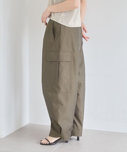A part by（アパートバイ）の「バレルカーゴパンツ（カーゴパンツ・レディース・オフホワイト/カーキ・MEDIUM/SMALL）」の13枚目の写真
