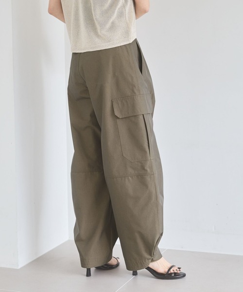 A part by（アパートバイ）の「バレルカーゴパンツ（カーゴパンツ・レディース・オフホワイト/カーキ・MEDIUM/SMALL）」の14枚目の写真