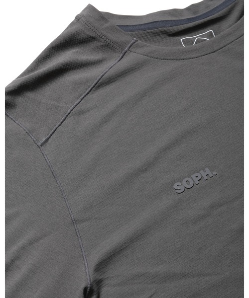 F.C.Real Bristol（エフシーレアルブリストル）の「L/S WORKOUT TOP（Tシャツ/カットソー・メンズ・ブラック/チャコールグレー/バーガンディー・SMALL/MEDIUM/LARGE/X-LARGE/XX-LARGE）」の6枚目の写真