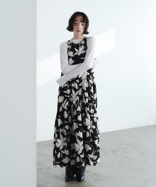 EMMEL REFINES＞EM ティアードギャザー フラワー ワンピース