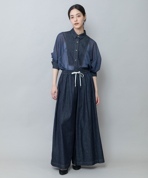 Munich（ミューニック）の「シアーデニム×6ozスラブデニムブザムシャツ（シャツ/ブラウス・レディース・ブラック/グレー/ネイビー・FREE）」の4枚目の写真