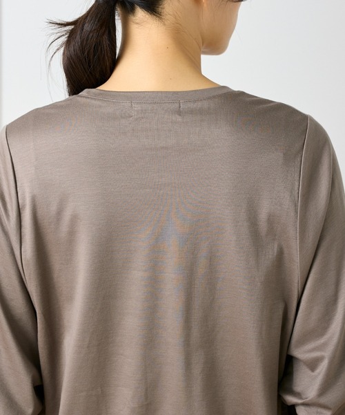 INED（イネド）の「ギザリヨセルスムース ワイドスリーブコクーンカットソー（Tシャツ/カットソー・レディース・ブラウン系その他/オフホワイト/モカ/ブラック・9号）」の15枚目の写真