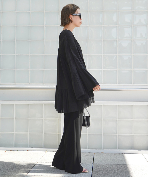 EVERYDAY I LIKE.(エヴリディアイライク)の「*Dramatic Blouse(シャツ/ブラウス・レディース・ブラック・FREE)」の4枚目の写真