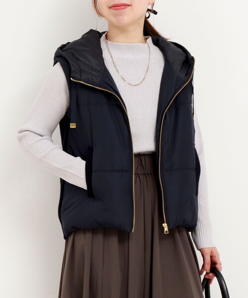 MICO COULIER（ミコクリエ）の「中綿×ニットフードベスト（ブルゾン・レディース・キナリ/ネイビー・38）」の21枚目の写真