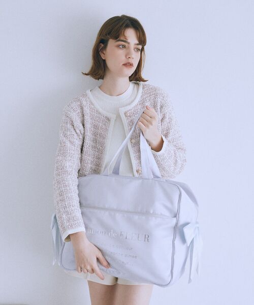 専用☆ホワイトサテンボストンバッグ☆ジョリーフルール セール】サテンキャリーオンバッグ（ボストンバッグ）｜Maison de