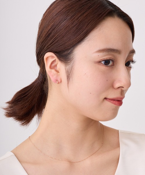 CALIN STANDARD(カリンスタンダード)の「◆金属アレルギー対応◆◆made in japan◆【純金厚メッキ】 クロスライン 極小ミニマル ループフィットイヤリング(イヤリング・レディース・シルバー/ゴールド/ピンクゴールド・FREE)」の13枚目の写真