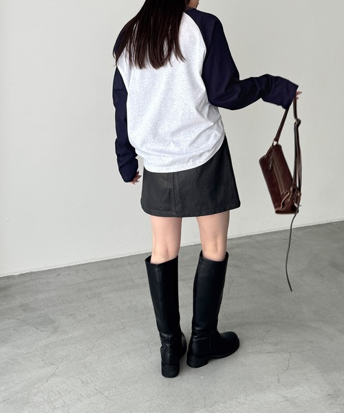 CANAL JEAN(キャナルジーン)の「El mar バイカラーラグランロングTシャツ(Tシャツ/カットソー・レディース・カーキ/ネイビー・ONE SIZE)」の4枚目の写真
