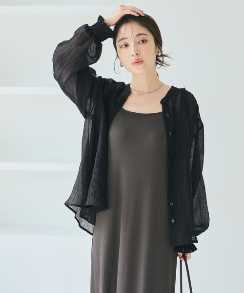 coca(coca)(コカ)の「シアーギャザーAラインブラウス(シャツ/ブラウス・レディース・グレー/ブラック/ブラウン/ピンク・S/M/L)」の9枚目の写真