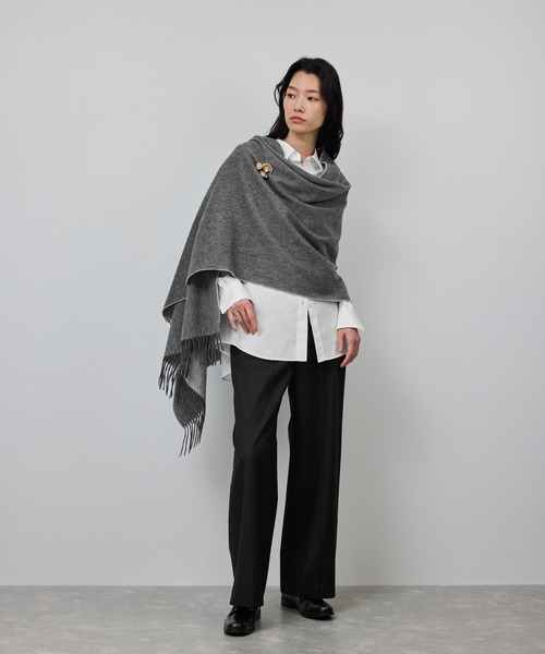 ROPE'(ロペ)の「ラムウールリバーシブルストール(ストール/ショール・レディース・チャコールグレー/ベージュ・FREE)」の13枚目の写真