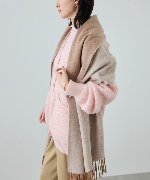 ROPE'(ロペ)の「ラムウールリバーシブルストール(ストール/ショール・レディース・チャコールグレー/ベージュ・FREE)」の19枚目の写真