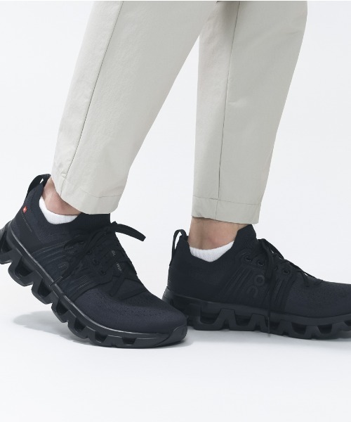 On(オン)の「オン ON Cloudswift 4(スニーカー・メンズ・ブラック×グレー・25.5cm/26.0cm/26.5cm/27.0cm/29.0cm/30.0cm/28.0cm/27.5cm/25.0cm)」の6枚目の写真