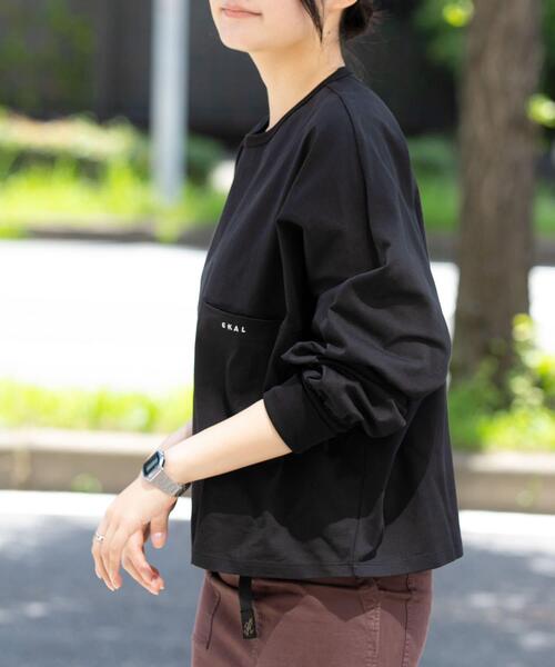 EKAL（エカル）の「スプリットドルマンカットソー（Tシャツ/カットソー・レディース・ライトグレー/ブラック/レッド系その他・ONE）」の2枚目の写真