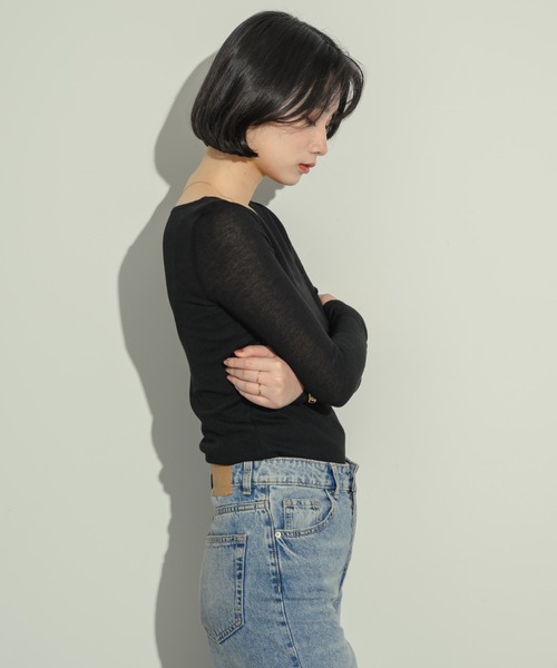 NEUNA(ヌナ)の「リネンライクシアートップス(Tシャツ/カットソー・レディース・グレー/アイボリー・FREE)」の5枚目の写真