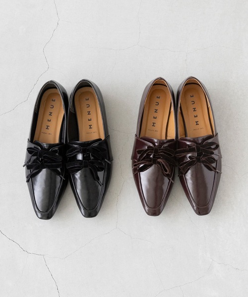 menue（メヌエ）の「ベロアリボン スクエアトゥ ローファー（ローファー・レディース・ダークブラウン/ブラック・S/M/L/LL/3L/SS）」の2枚目の写真