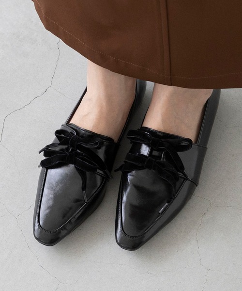 menue（メヌエ）の「ベロアリボン スクエアトゥ ローファー（ローファー・レディース・ダークブラウン/ブラック・S/M/L/LL/3L/SS）」の18枚目の写真