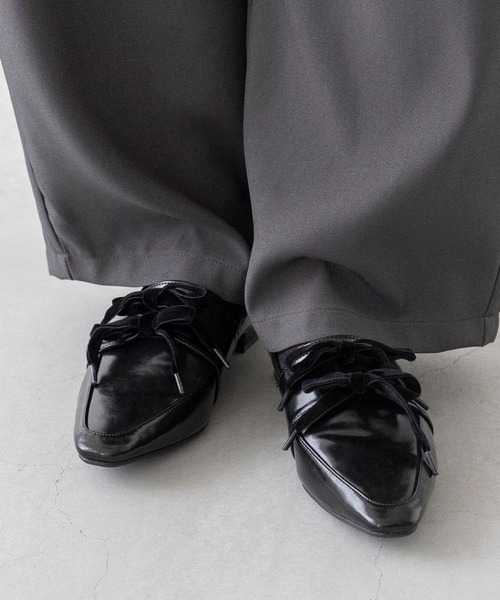 menue（メヌエ）の「ベロアリボン スクエアトゥ ローファー（ローファー・レディース・ダークブラウン/ブラック・S/M/L/LL/3L/SS）」の12枚目の写真