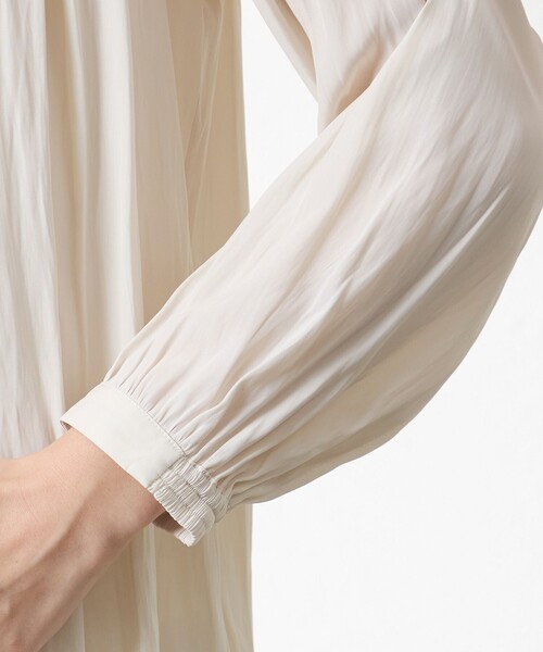 amaca（アマカ）の「割繊デシンブラウス（シャツ/ブラウス・レディース・オフホワイト/ブラウン系その他5・38/40）」の5枚目の写真