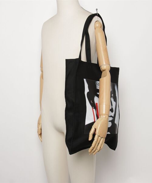 MEDICOM TOY(メディコムトイ)の「MLE 坂本龍一 「NEO GEO」 TOTE BAG(トートバッグ・メンズ・ブラック・FREE)」の6枚目の写真