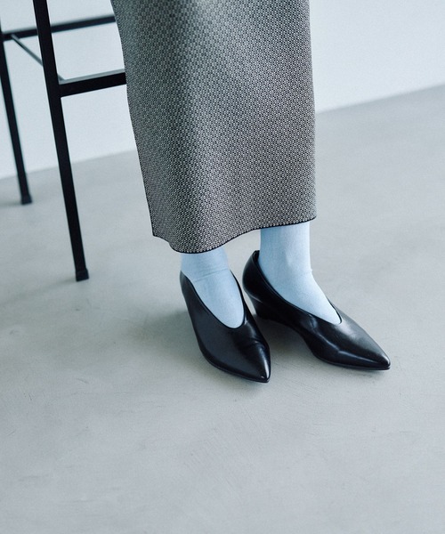 LEPSIM（レプシィム）の「ウェッジパンプス　589561（パンプス・レディース・ブラック/ガンメタ・LARGE/MEDIUM）」の4枚目の写真