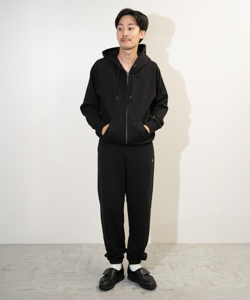 FRUIT OF THE LOOM(フルーツオブザルーム)の「【FRUIT OF THE LOOM】BASIC SWEAT ZIP UP HOODIE / ジップフーディー / ユニセックス / シンプル(パーカー・メンズ・ネイビー/杢グレー/アイボリー/ブラック・M/L/XL/S)」の6枚目の写真