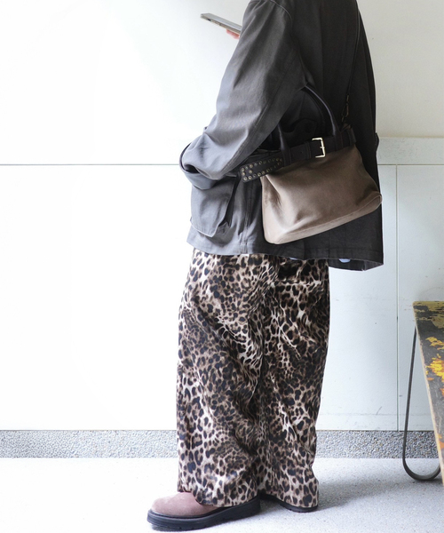 マットサテンレオパ イージーパンツ（その他パンツ）｜JOURNAL