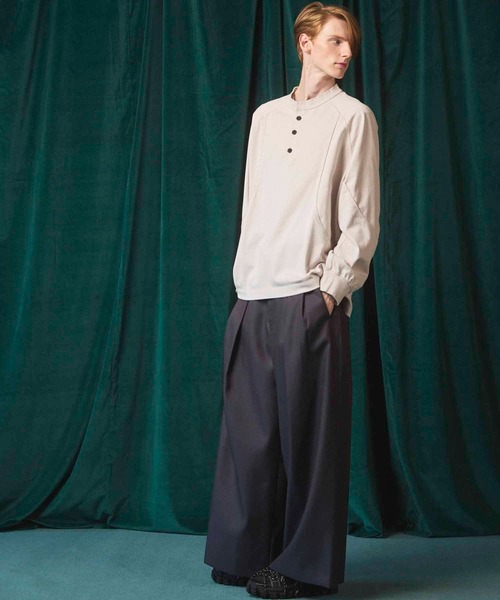 セール】《UNISEX》Curve switching Prime-Over Henry Neck Long