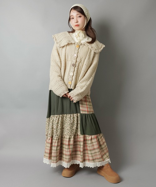 SPINNS（スピンズ）の「いろいろボタンカーディガン/ボタンコア（カーディガン/ボレロ・レディース・ベージュ/グリーン/ダークブラウン/アイボリー/ネイビー・ONESIZE）」の18枚目の写真