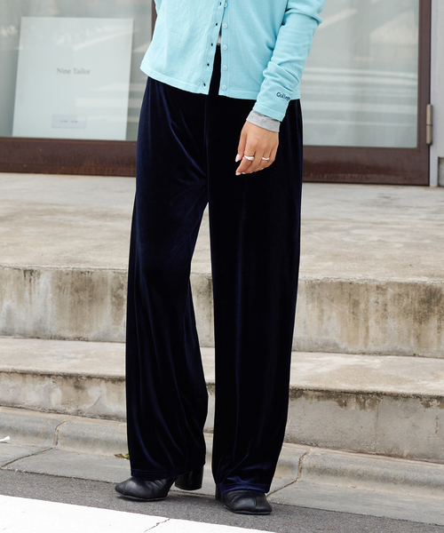 OUTDOOR PRODUCTS(アウトドアプロダクツ)の「新色追加 ベロアフレアパンツ(スラックス・レディース・ブラック/ネイビー・38/36)」の8枚目の写真
