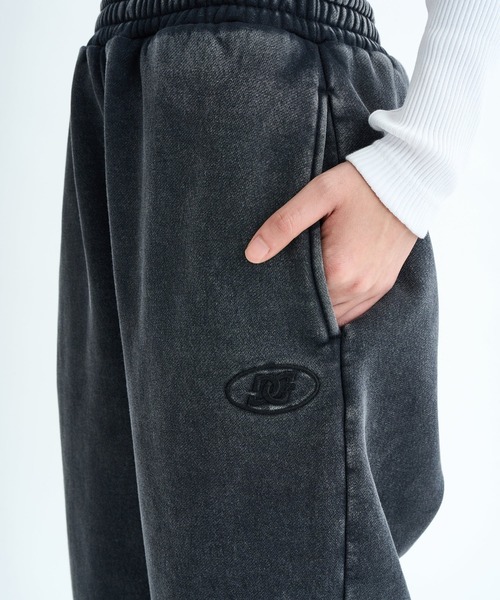 DC SHOES(ディーシーシューズ)の「25 WS HIDDEN FLEECE /DCセットアップ対応ウエストゴムロゴワンポイント裏起毛スウェットパンツ(スウェットパンツ・レディース・ブラック系その他/アンティークシルバー/ミント/グレイッシュベージュ・SMALL/LARGE/MEDIUM)」の8枚目の写真