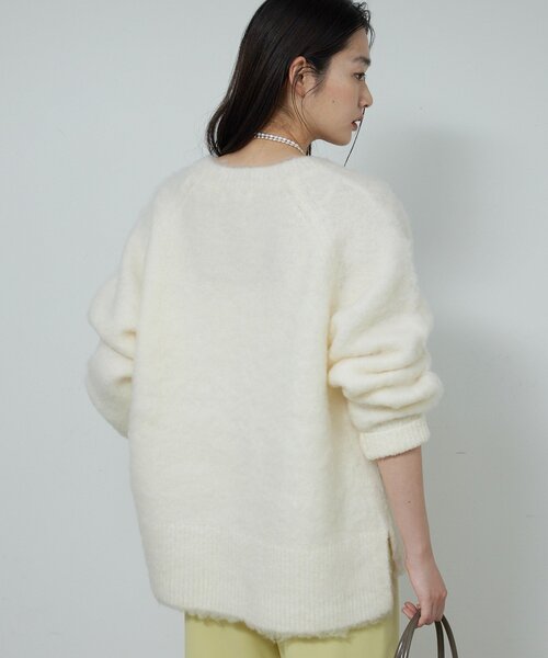 GALLARDAGALANTE（ガリャルダガランテ）の「ブラッシュVネックニット（ニット/セーター・レディース・ホワイト/ライトグレー/オレンジ・FREE）」の6枚目の写真