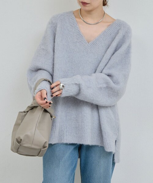 ガリャルダガランテ　ウールVネックニット　グレー ガリャルダガランテ GALLARDAGALANTE Vネックニット （gray