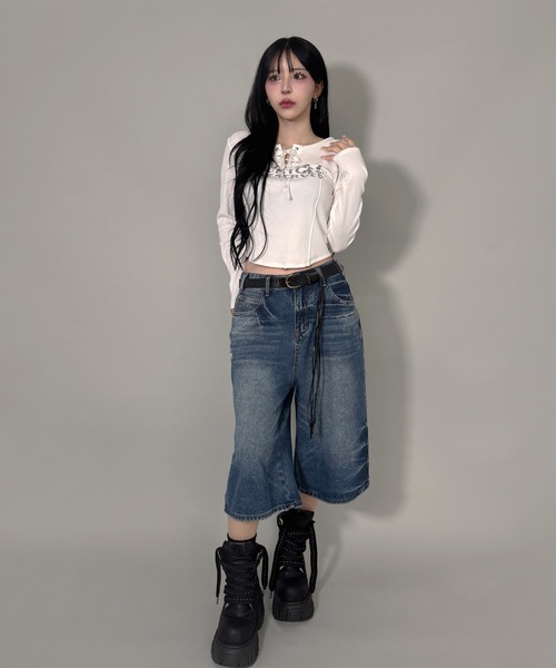 FOLLOWIN(フォロウィン)の「ウォッシングバミューダデニム(デニムパンツ・レディース・ブルー/ブラック・SMALL/MEDIUM)」の20枚目の写真