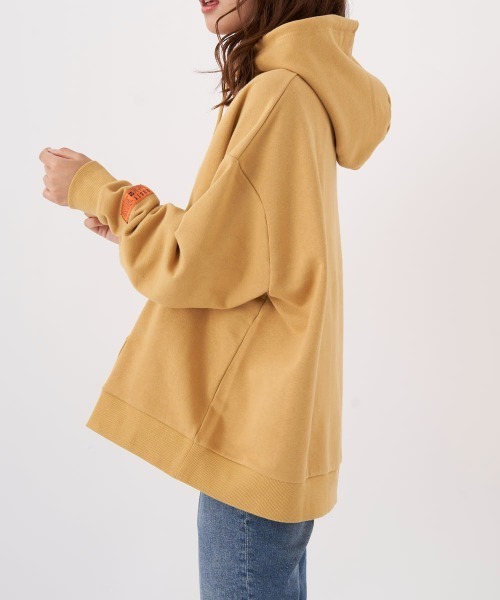 RUSTY（ラスティ）の「【RUSTY/ラスティー】レディースロゴフリースパーカー　フーディー　プルオーバー（パーカー・レディース・ベージュ/グレー/ブラック・MEDIUM/LARGE）」の12枚目の写真