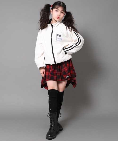 ANAP GiRL(アナップガール)の「ANAPR+S リバーシブル フリース ブルゾン 【ユニセックスアイテム】【キッズお揃い】(ブルゾン・キッズ・ホワイト/ブラック・XS/S/M)」の7枚目の写真