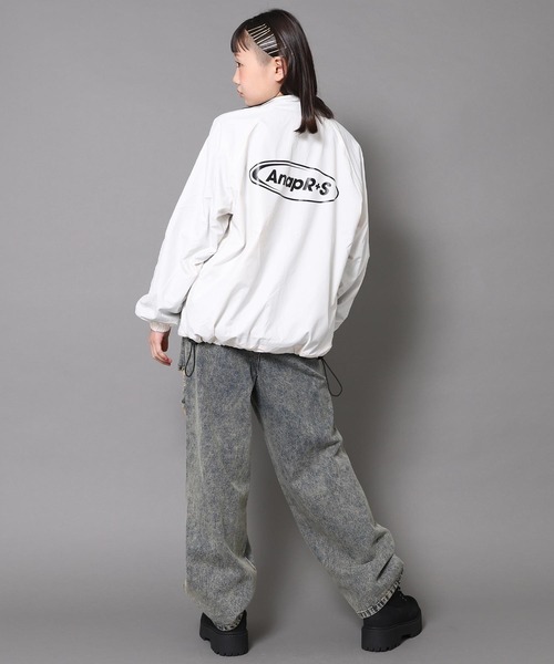 ANAP GiRL(アナップガール)の「ANAPR+S リバーシブル フリース ブルゾン 【ユニセックスアイテム】【キッズお揃い】(ブルゾン・キッズ・ホワイト/ブラック・XS/S/M)」の13枚目の写真