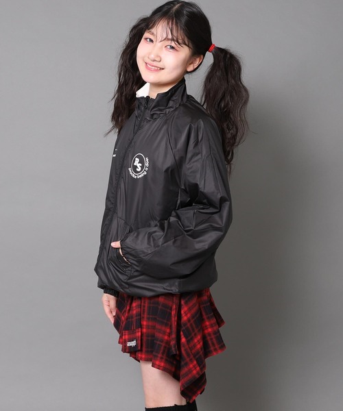 ANAP GiRL(アナップガール)の「ANAPR+S リバーシブル フリース ブルゾン 【ユニセックスアイテム】【キッズお揃い】(ブルゾン・キッズ・ホワイト/ブラック・XS/S/M)」の15枚目の写真