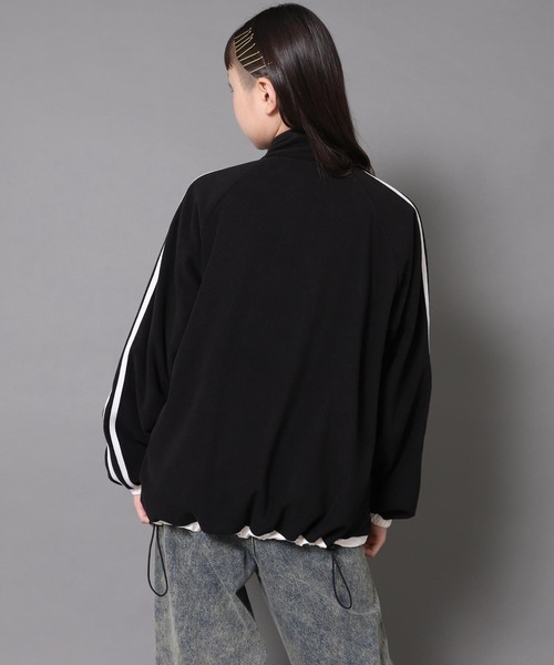 ANAP GiRL(アナップガール)の「ANAPR+S リバーシブル フリース ブルゾン 【ユニセックスアイテム】【キッズお揃い】(ブルゾン・キッズ・ホワイト/ブラック・XS/S/M)」の18枚目の写真