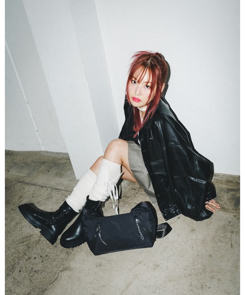STEVE MADDEN(スティーブマデン)の「厚底サイドジップブーツ/S.MADDEN ROADMAP-VA(ブーツ・レディース・ブラック/アイボリー・22.5cm/23.0cm/23.5cm/23.5-24/24.0cm/24.5cm)」の6枚目の写真